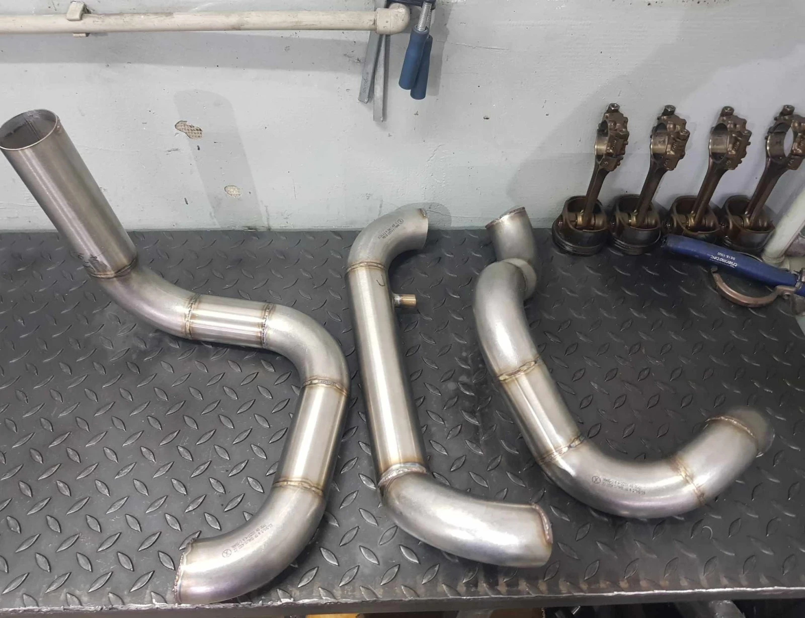 Audi A3 1.8  300Hp | Mobile.bg   13