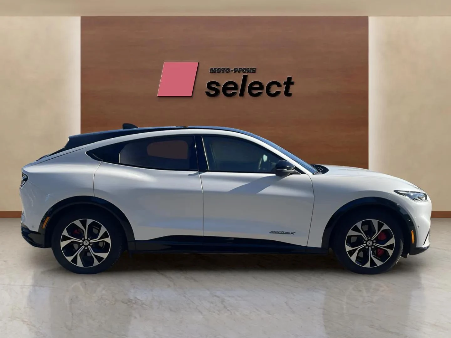 Ford Mustang Mach-E 98 kWh | Mobile.bg � ����������� 4