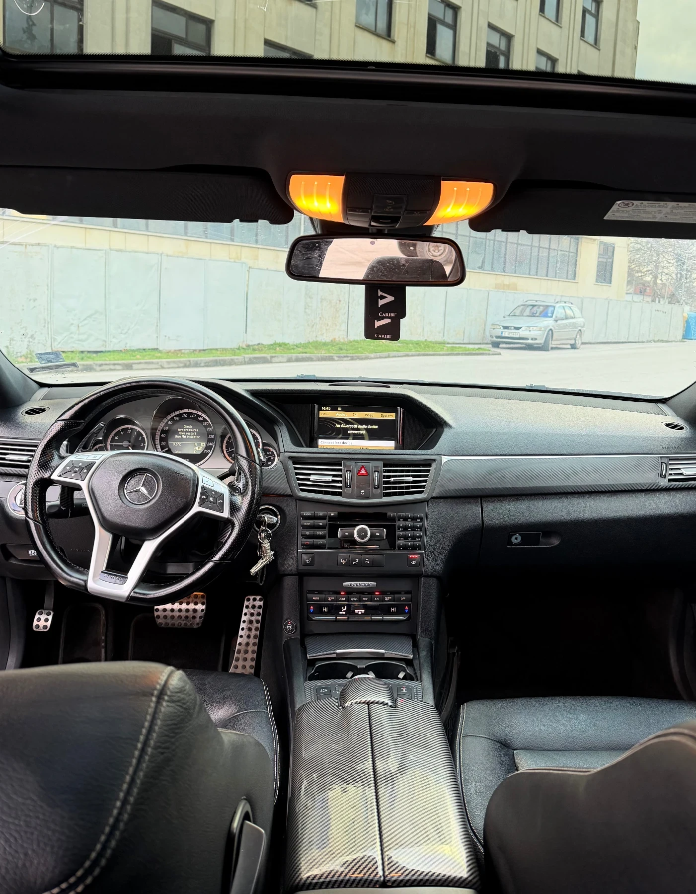 Mercedes-Benz E 500  - изображение 9