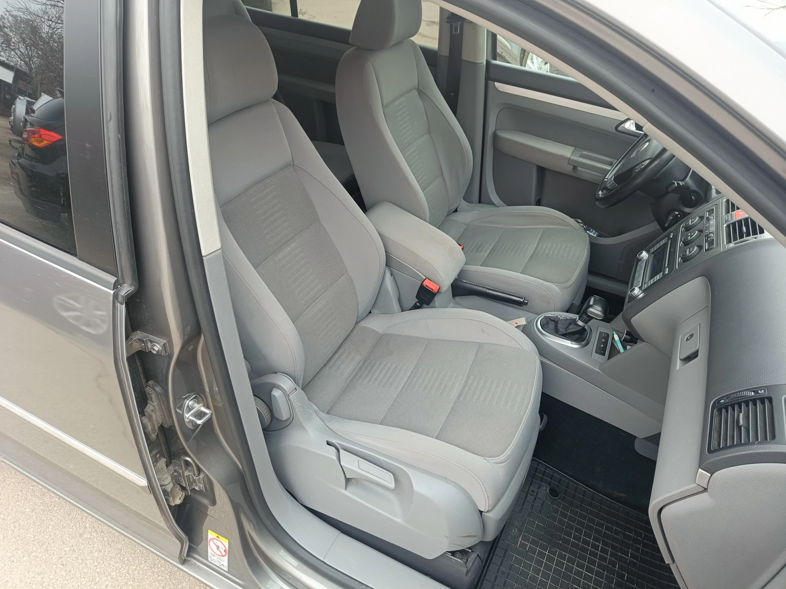 VW Touran 2.0 BARTER 170 | Mobile.bg � ����������� 14