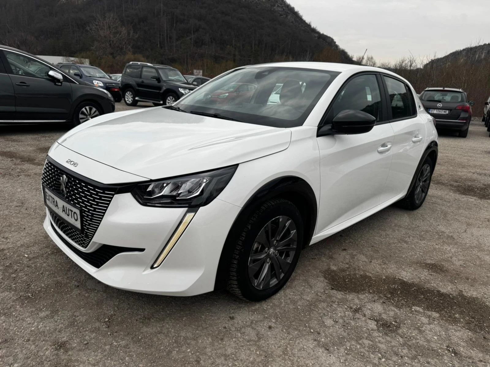 Peugeot 208 е/136 Hp/50 kWh/АВТОМАТ/68000км