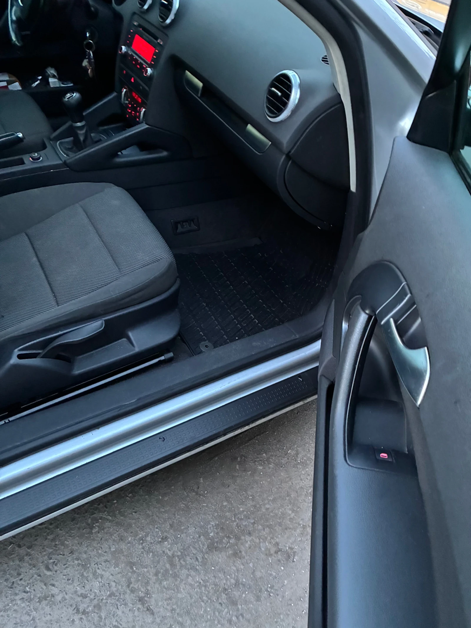 Audi A3 1.4T, снимка 14 - Автомобили и джипове - 54345738