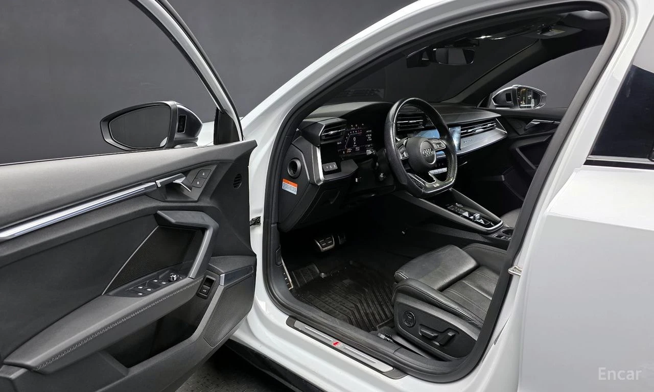 Audi S3 MATRIX* ХЕДЪП* 360КАМЕРА* ПОДГРЕВ* , снимка 6 - Автомобили и джипове - 54367584