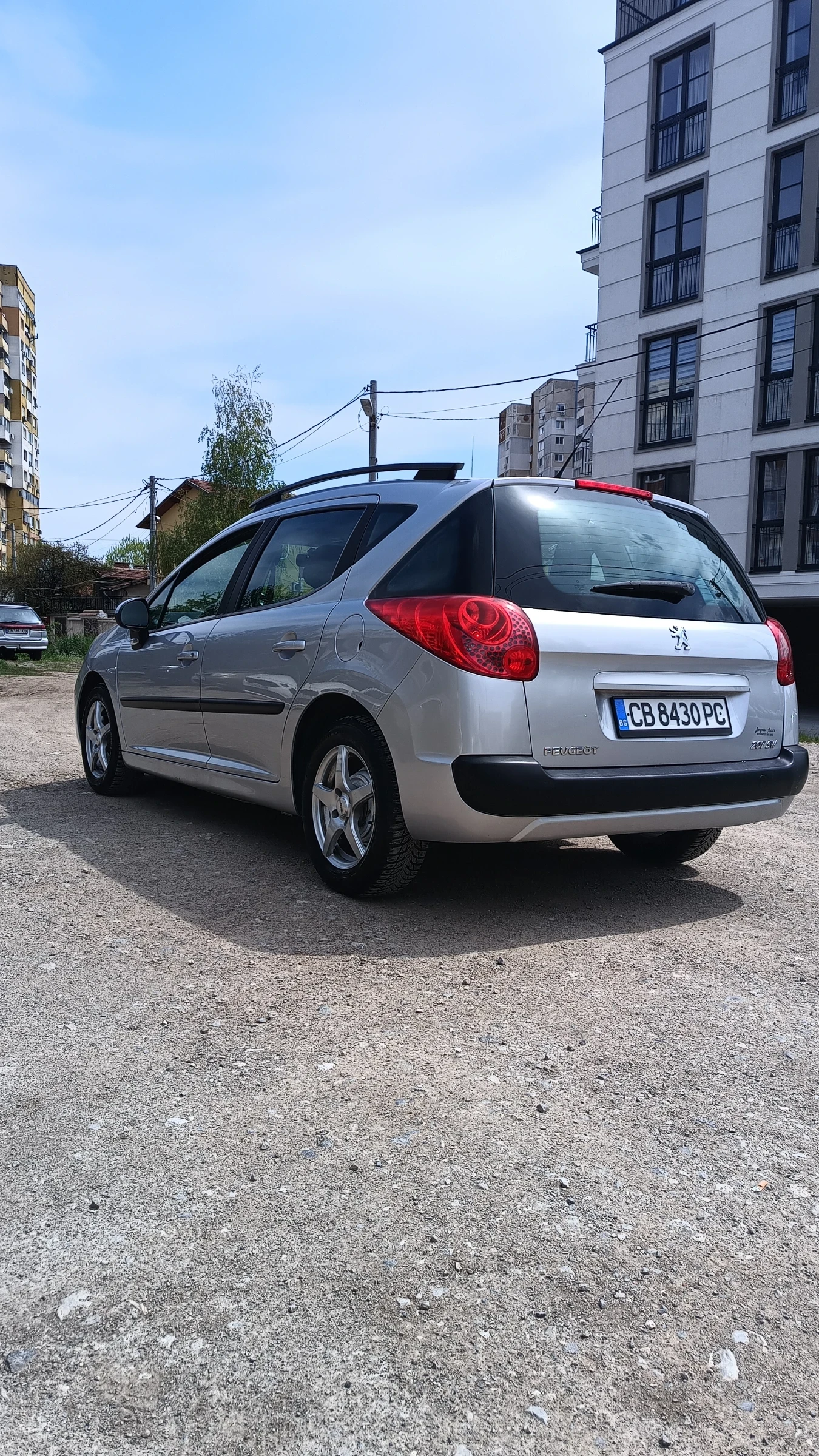 Peugeot 207 1.4, снимка 4 - Автомобили и джипове - 54439763