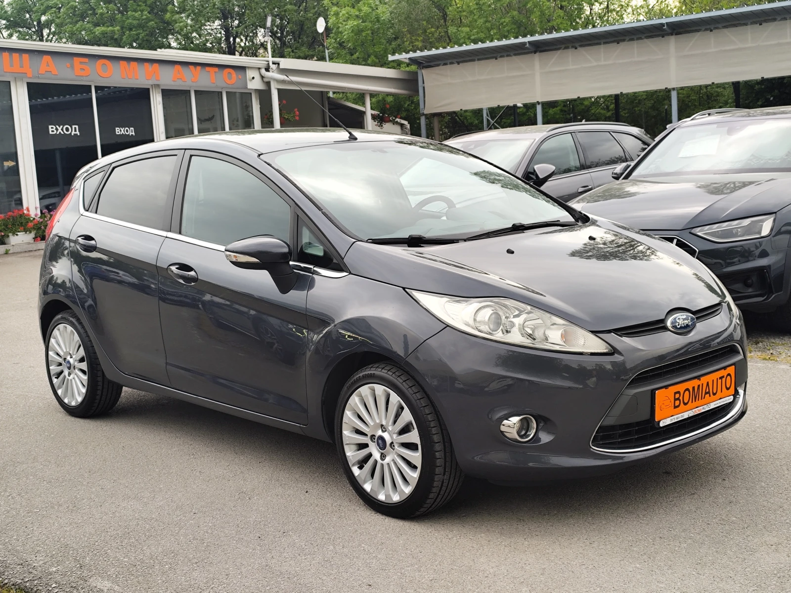Ford Fiesta 1.2i* TITANIUM* KLIMATRONIK* , снимка 3 - Автомобили и джипове - 54452401