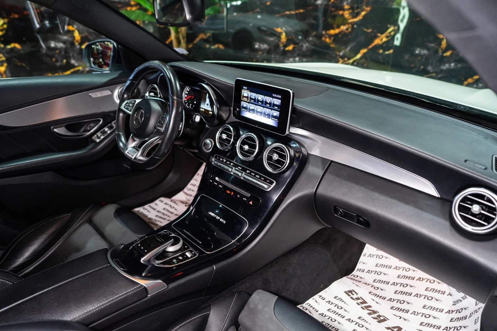 Mercedes-Benz C 63 AMG S V8 BITURBO LED NAVI BURM ЛИЗИНГ 100%, снимка 13 - Автомобили и джипове - 54886133