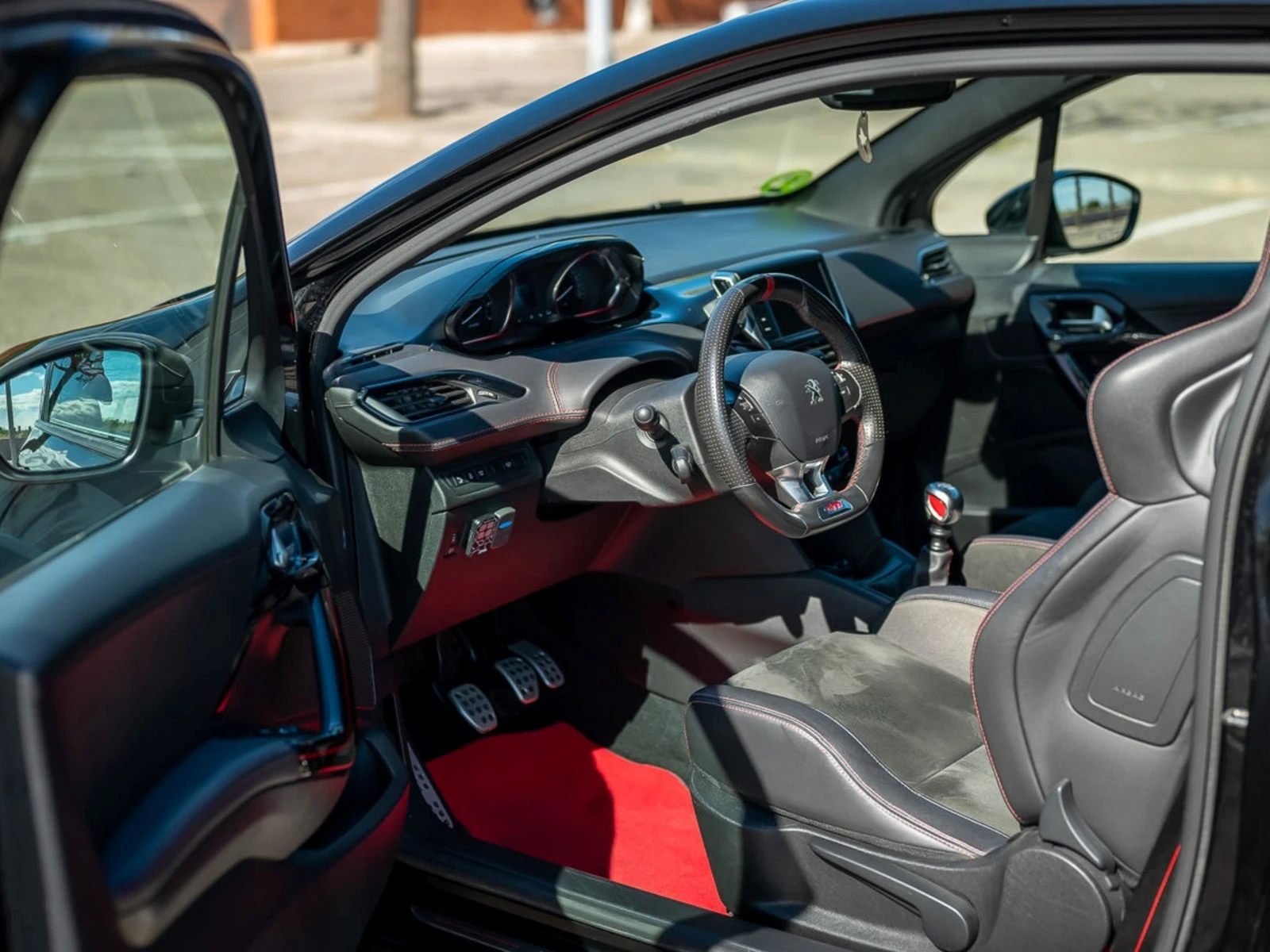 Peugeot 208 GTI BPS, снимка 12 - Автомобили и джипове - 54934060