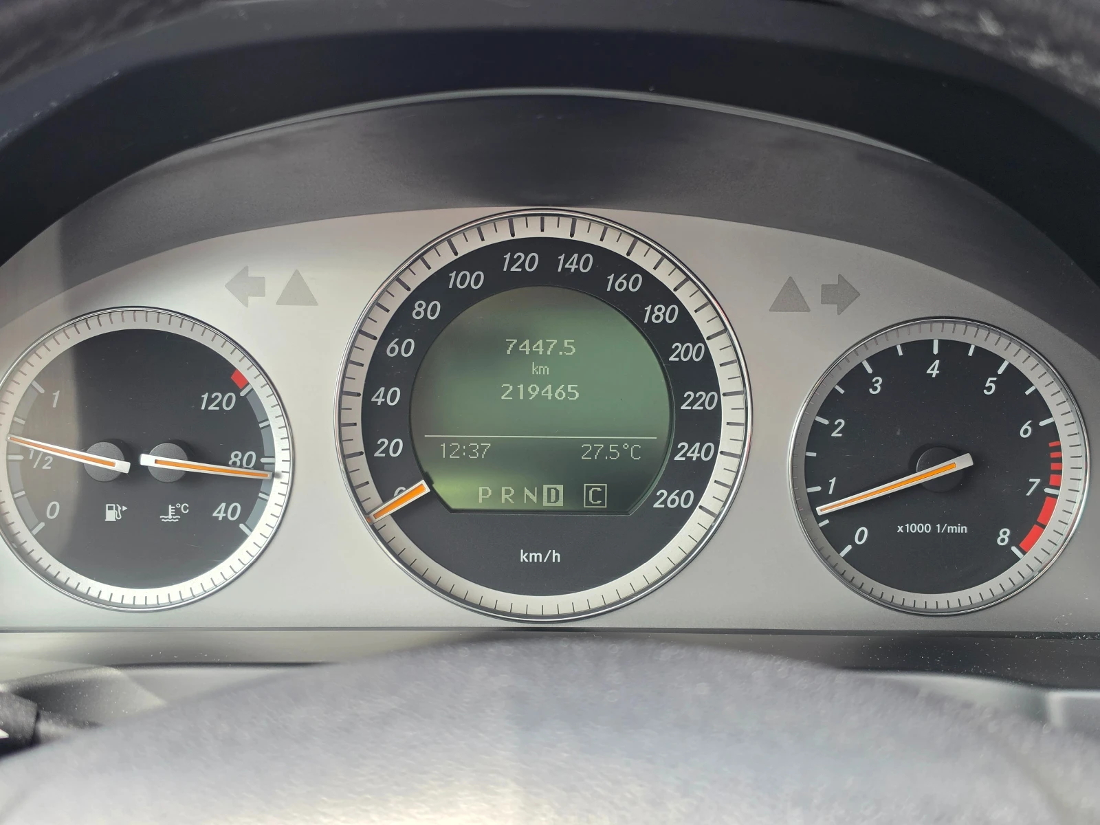 Mercedes-Benz C 200 Avantgarde, снимка 11 - Автомобили и джипове - 55009808