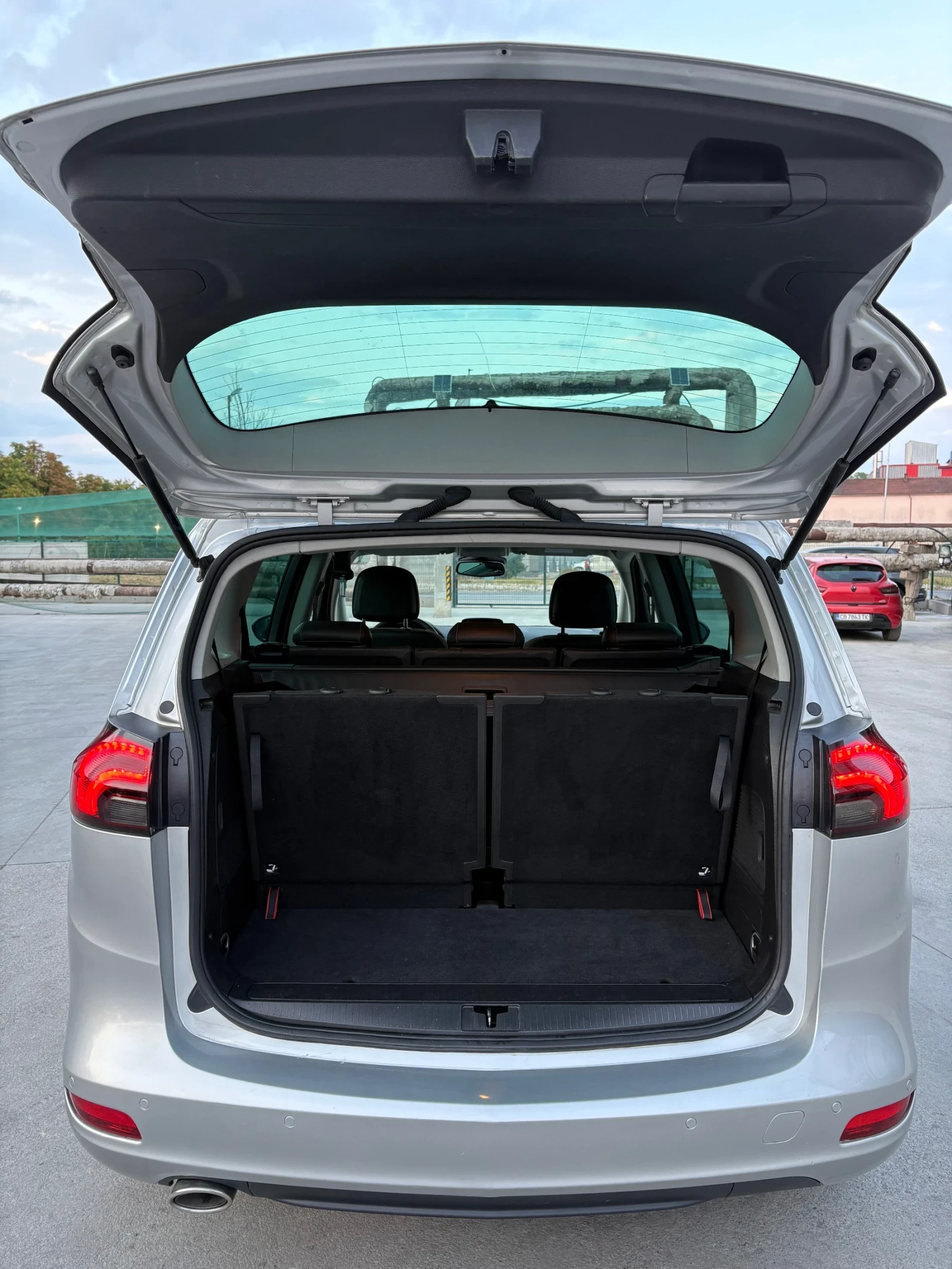 Opel Zafira Cosmo, снимка 15 - Автомобили и джипове - 56215387