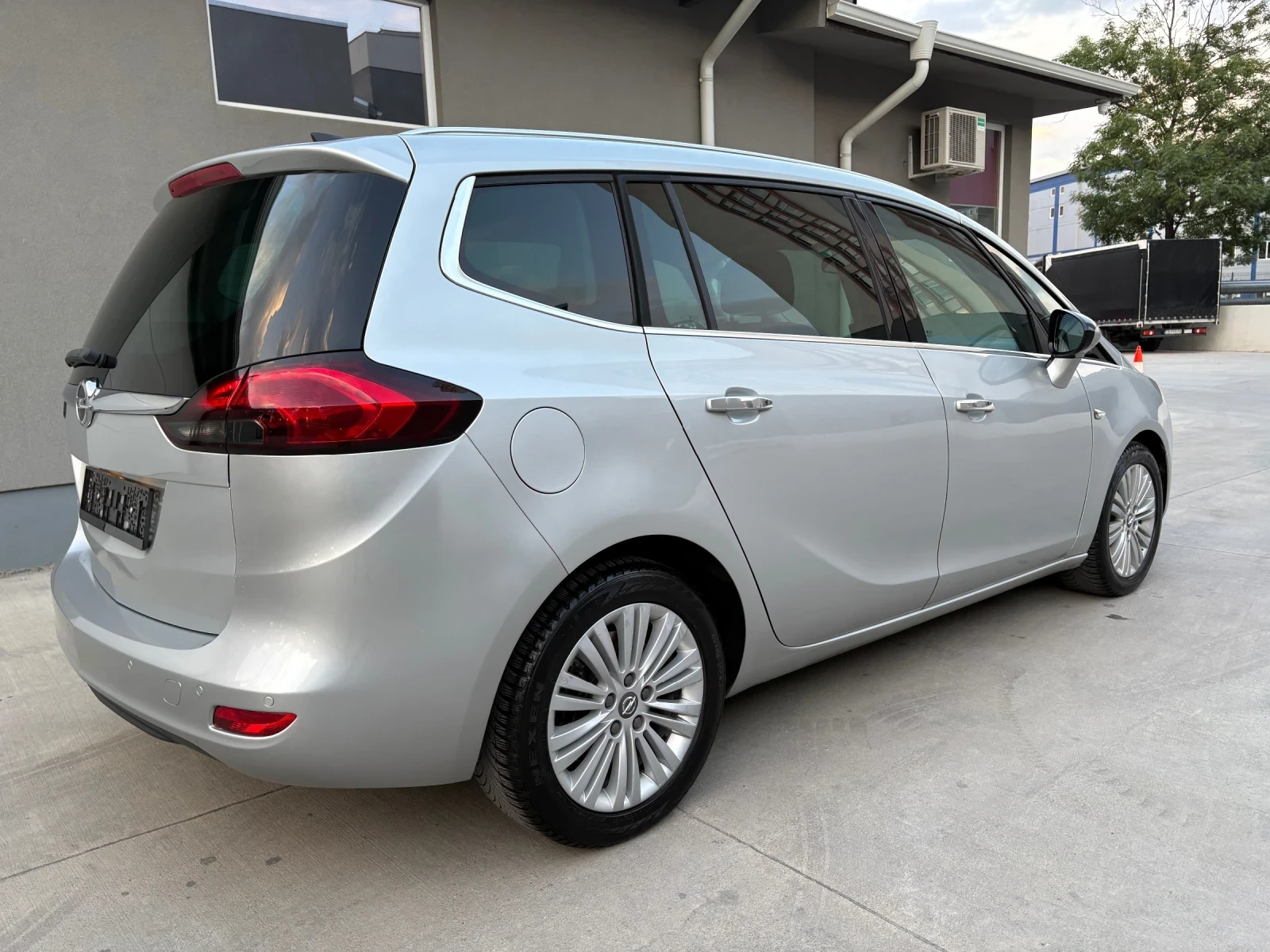 Opel Zafira Cosmo, снимка 8 - Автомобили и джипове - 56215387