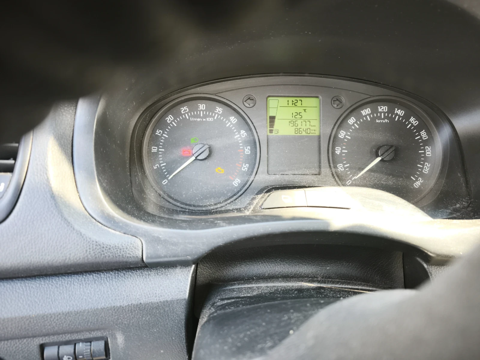 Skoda Rapid, снимка 8 - Автомобили и джипове - 56300247