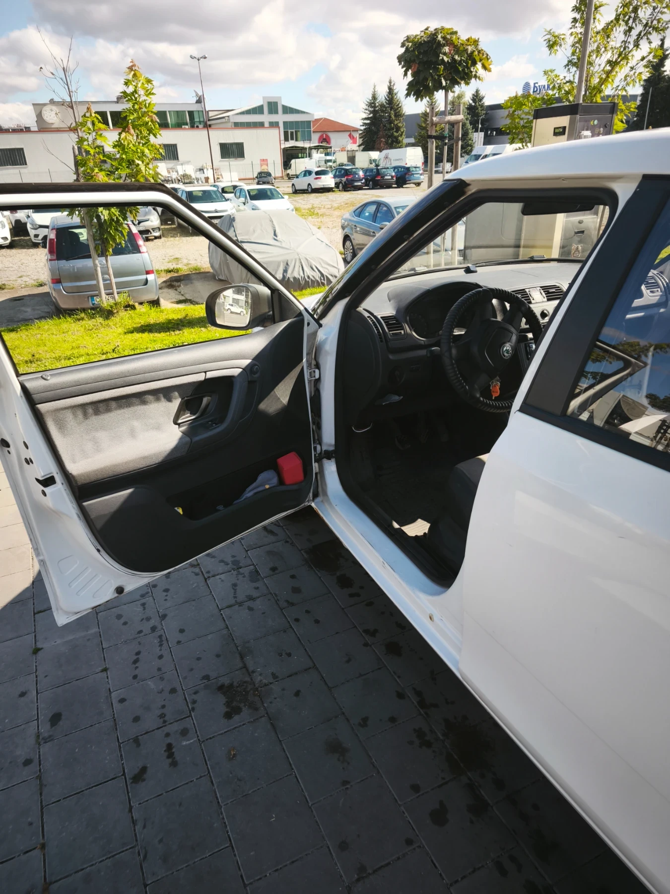 Skoda Rapid, снимка 4 - Автомобили и джипове - 56300247