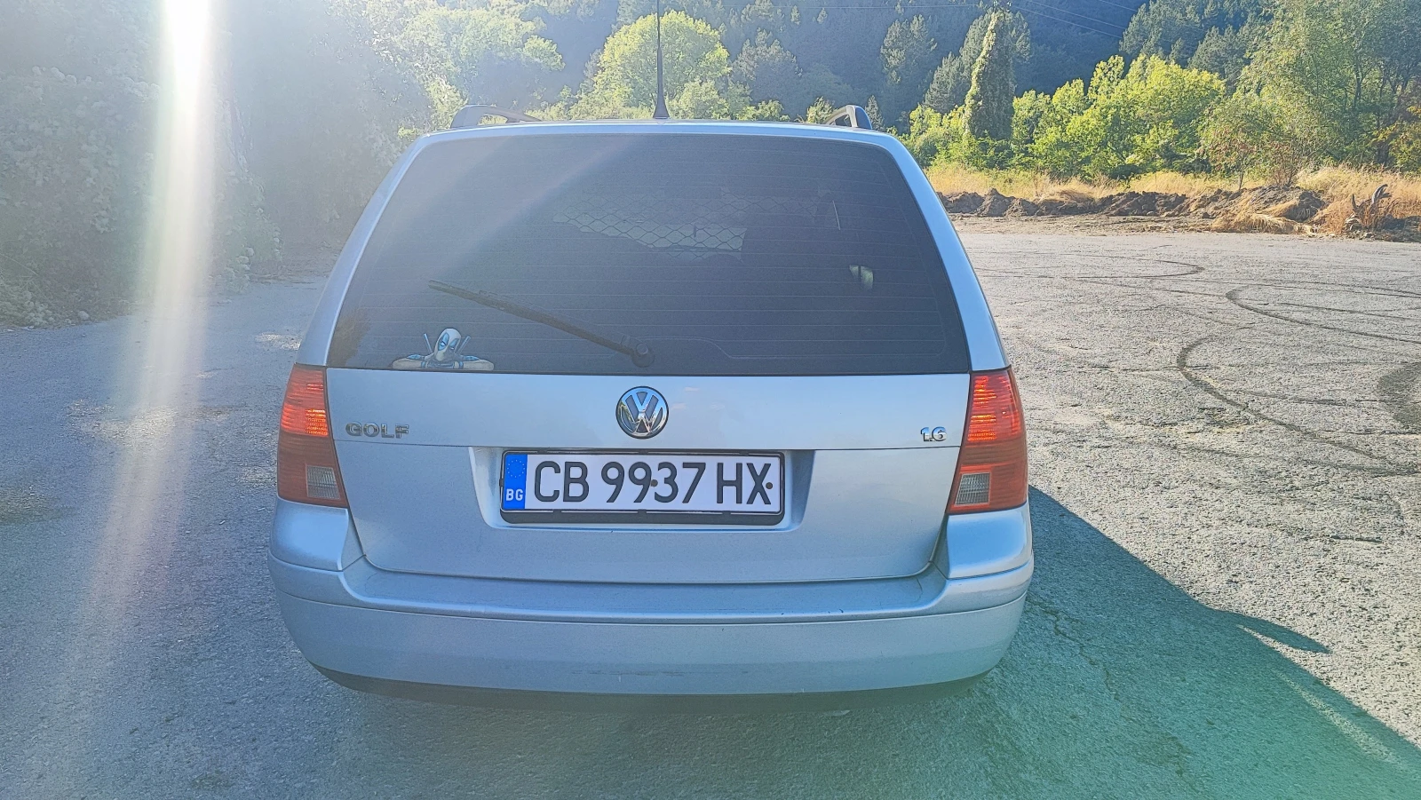 VW Golf 1.6 Газ/Бензин, снимка 6 - Автомобили и джипове - 56318855
