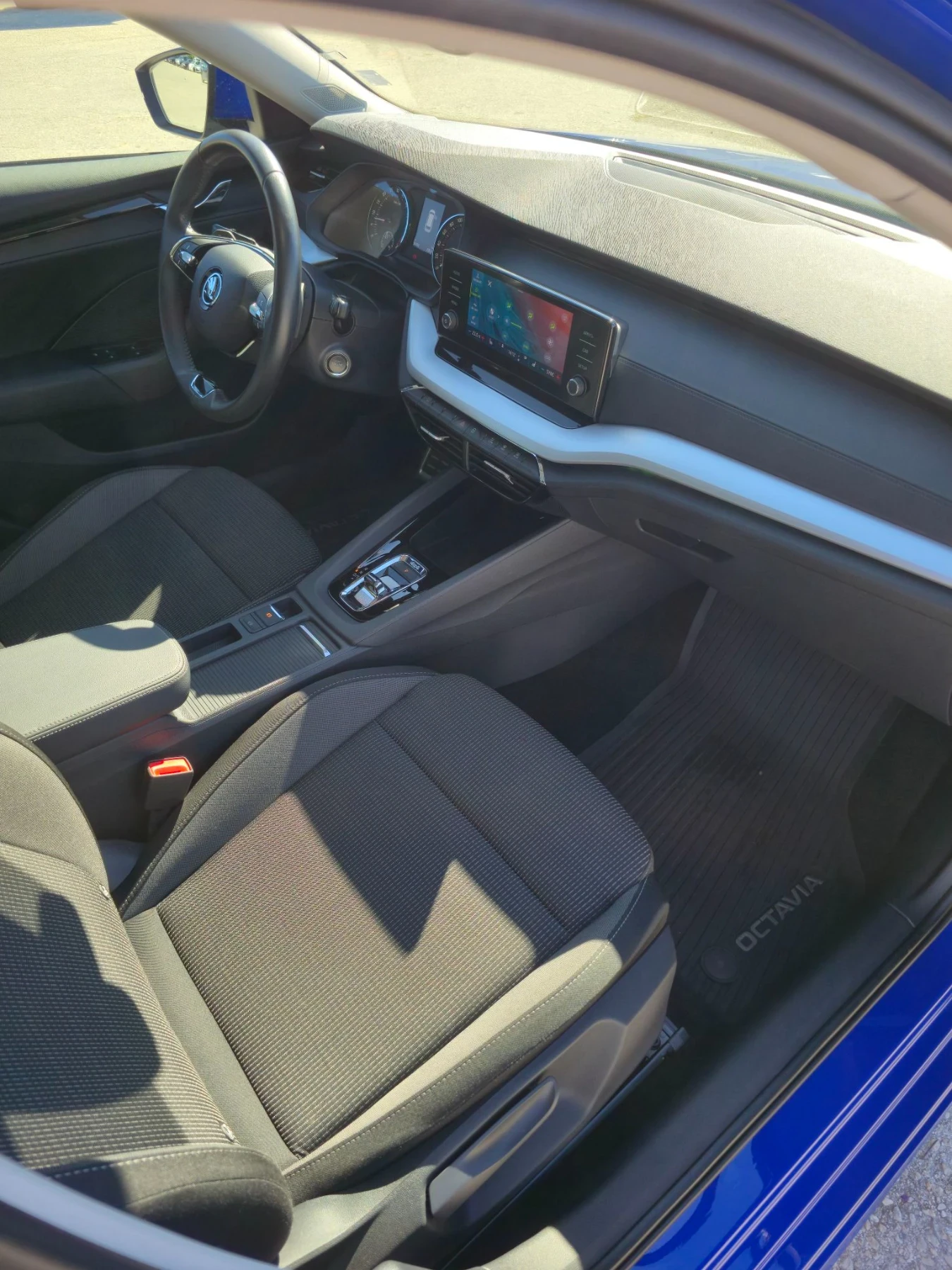 Skoda Octavia Skoda Octavia 2.0 TDI 150hp. 4x4 7 DSG | Mobile.bg � ����������� 12