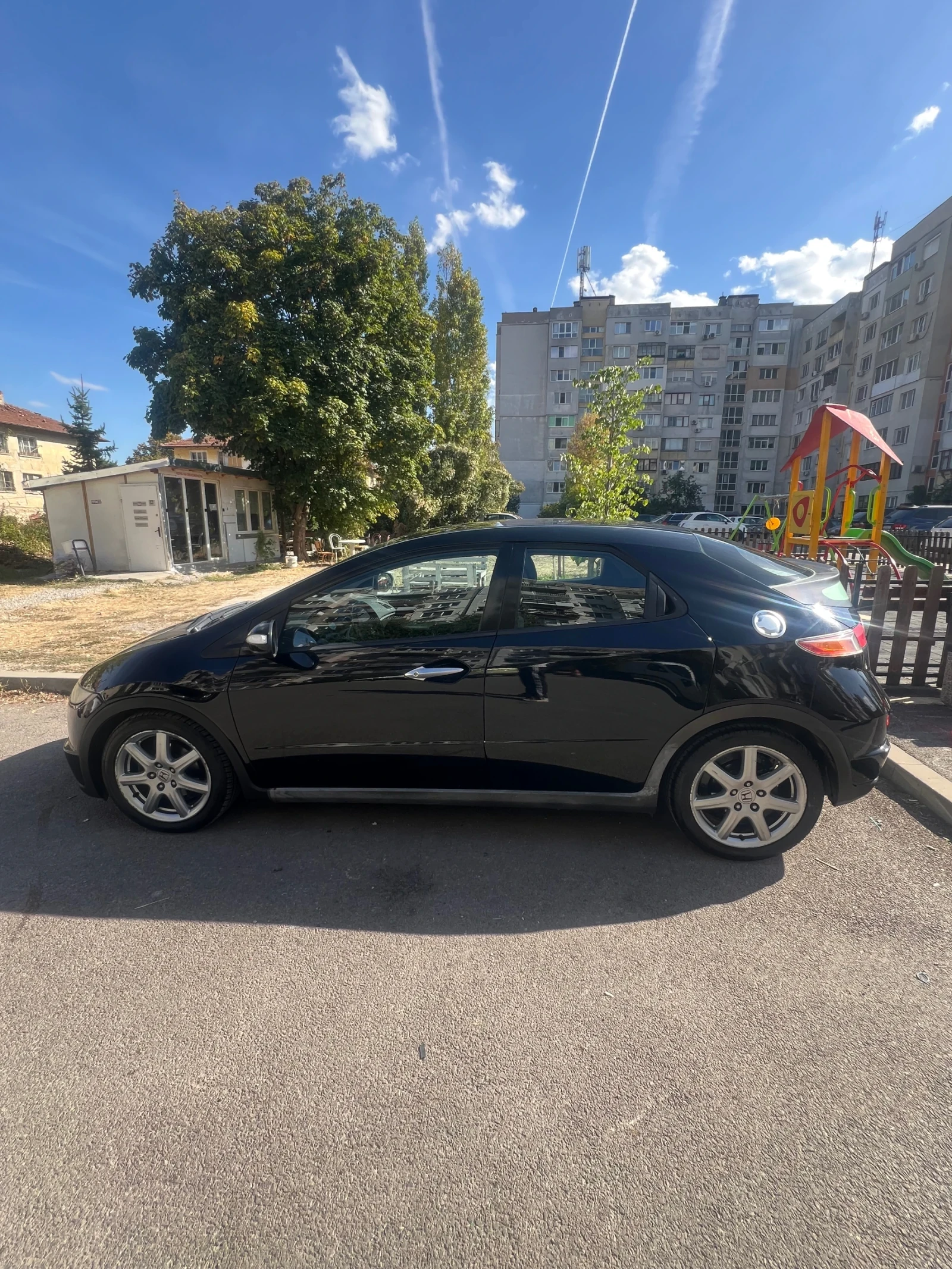 Honda Civic 1.8 Vtech, снимка 7 - Автомобили и джипове - 56440484