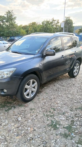 Toyota Rav4 2.2, снимка 3