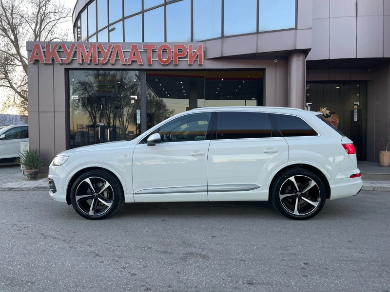 Audi Q7 2018г.-S-LINE-MATRIX-PANORAMA-АЛКАНТАРА-BOSE-CAMER, снимка 3 - Автомобили и джипове - 48380043