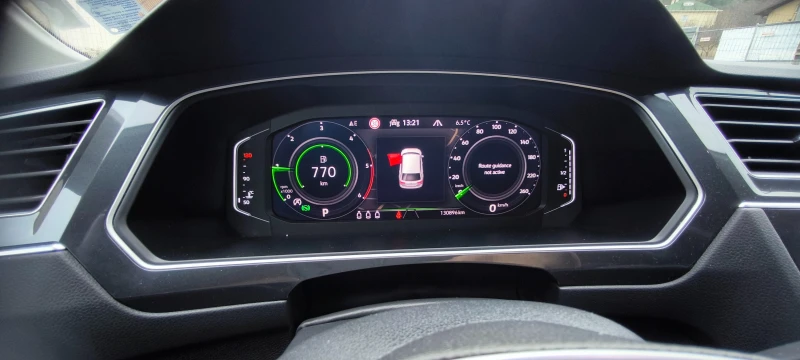 VW Tiguan Elegance 4MOTION BMT, снимка 7 - Автомобили и джипове - 53425684