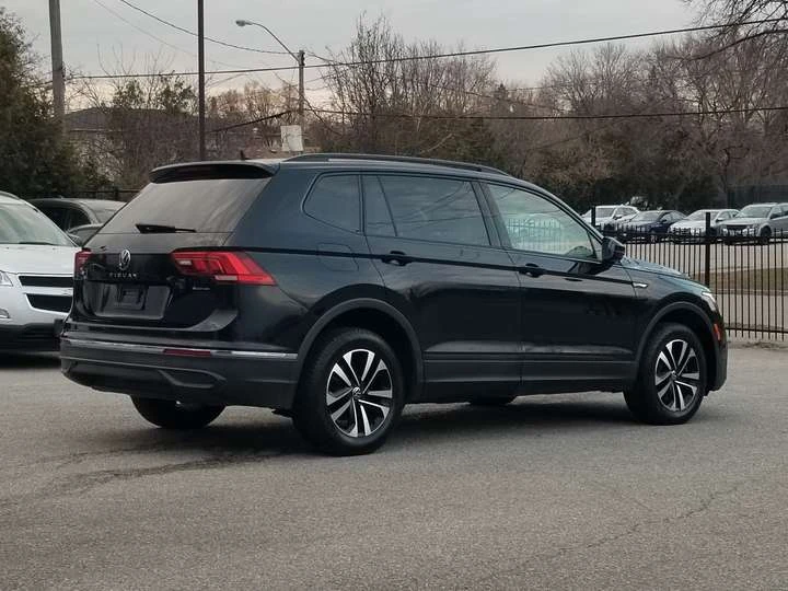 VW Tiguan NO ACCIDENT| 4MOTION| CARPLAY| CAMERA| ALLOYS| HEA, снимка 6 - Автомобили и джипове - 54340979