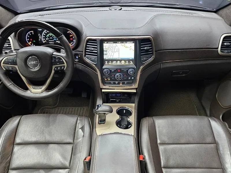 Jeep Grand cherokee 3.0 DIESEL OVERLAND SUMMIT WK2, снимка 7 - Автомобили и джипове - 55298802