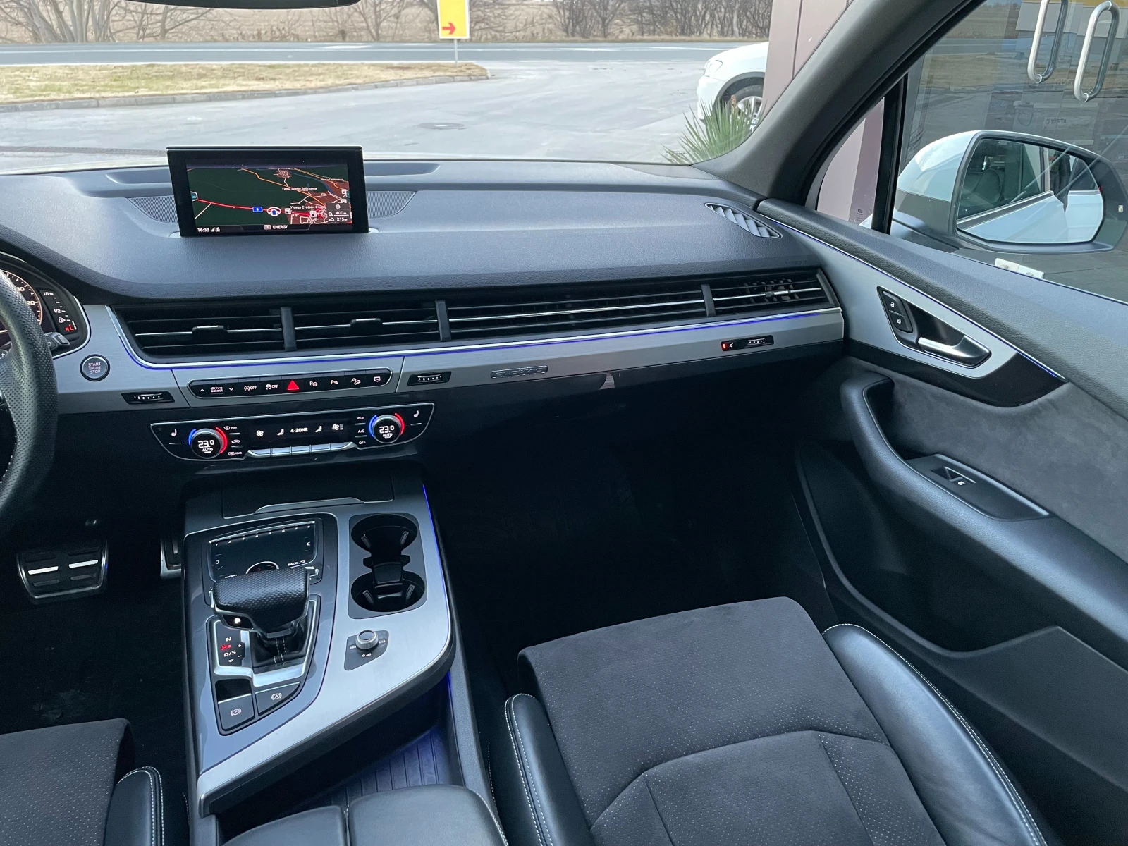 Audi Q7 2018.-S-LINE-MATRIX-PANORAMA--BOSE-CAMER | Mobile.bg   13