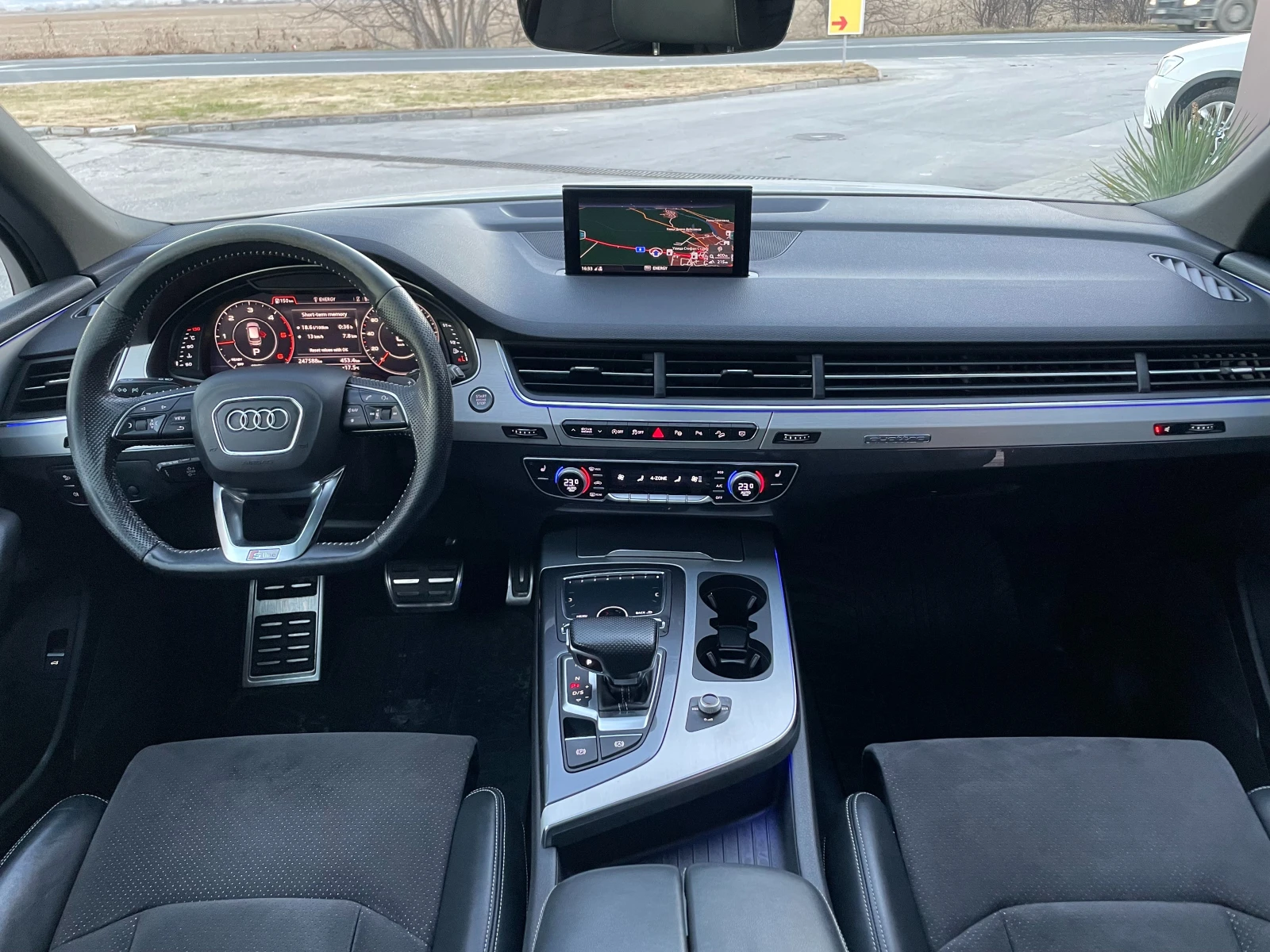 Audi Q7 2018.-S-LINE-MATRIX-PANORAMA--BOSE-CAMER | Mobile.bg   12