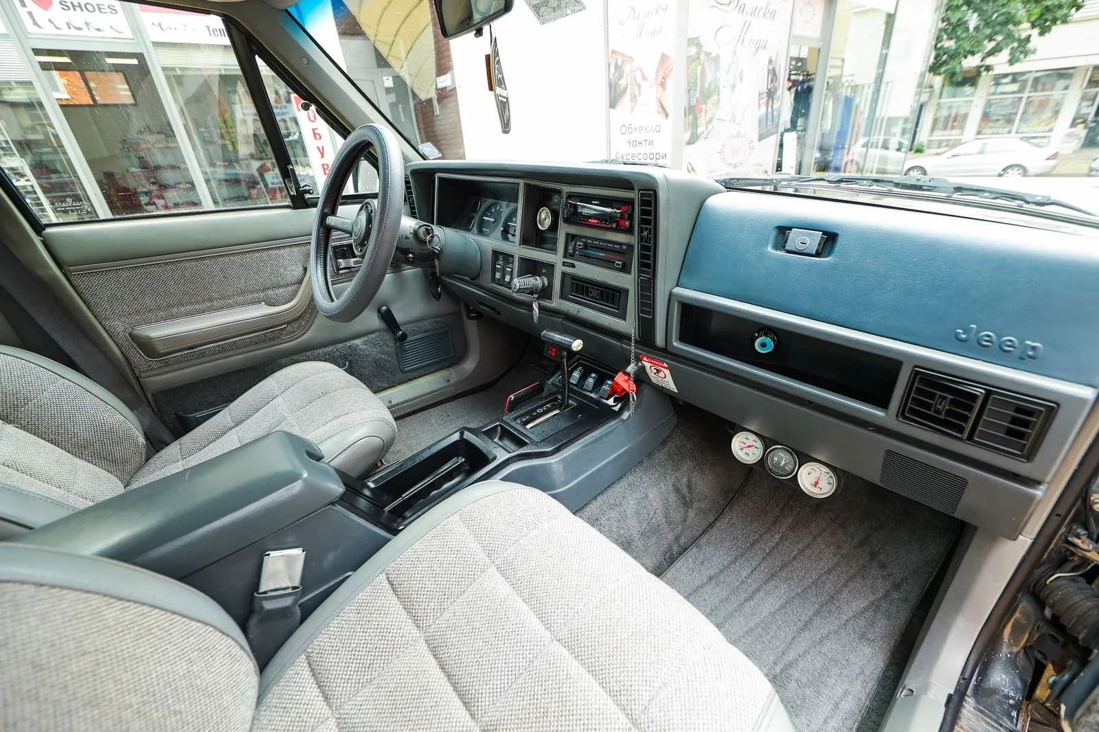Jeep Cherokee  - изображение 7