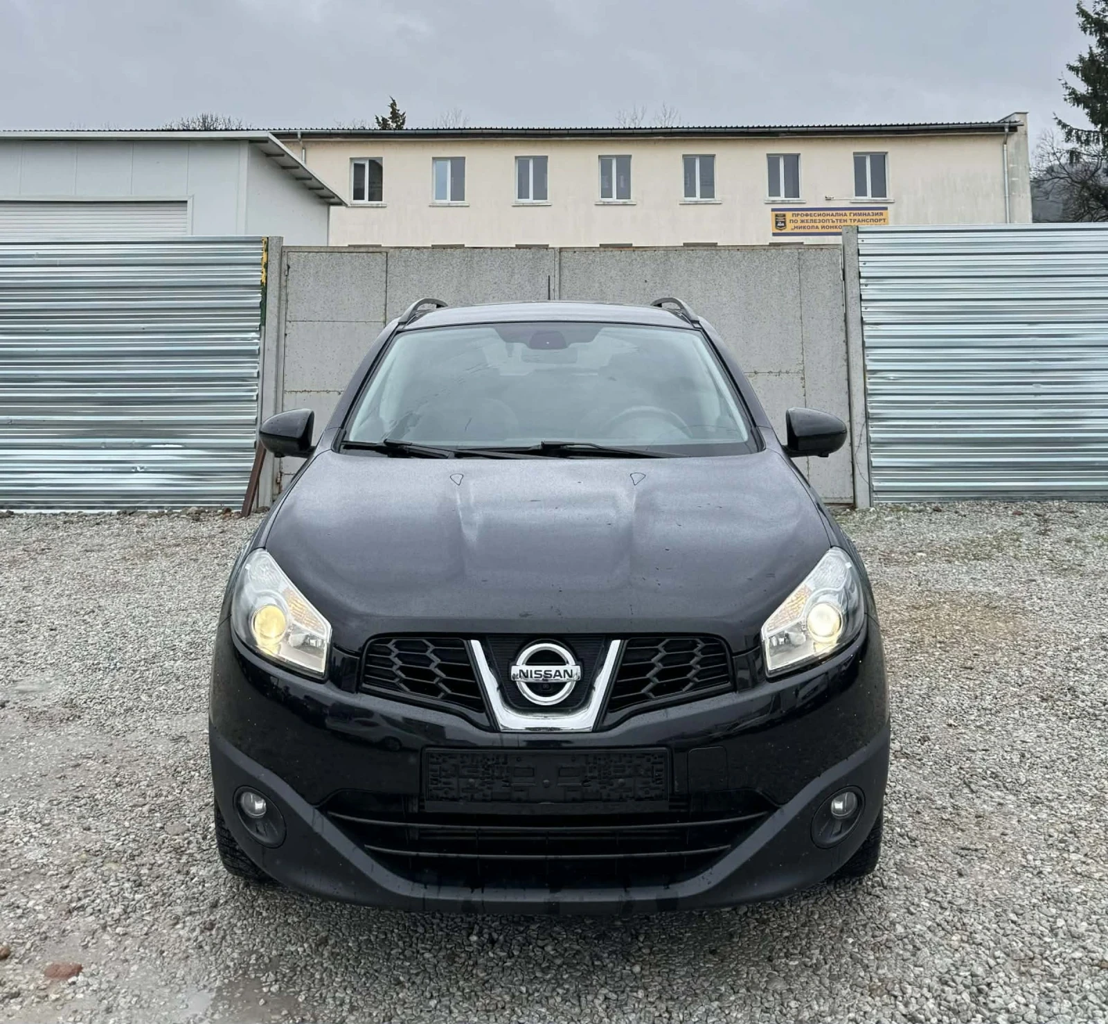 Nissan Qashqai  TEKNA* 360 KAMERA, снимка 2 - Автомобили и джипове - 54030671
