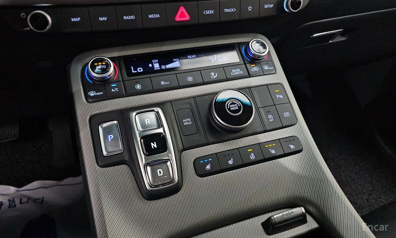 Hyundai Palisade 3.8* EXCLUSIVE* ПОДГРЕВ* ОБДУХВАНЕ* ДИСТРОНИК* 360, снимка 8 - Автомобили и джипове - 54919295
