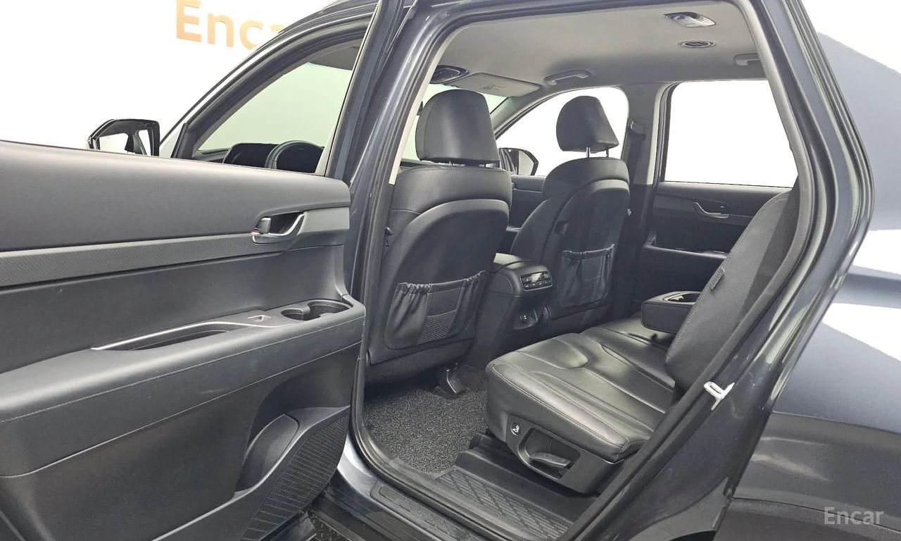 Hyundai Palisade 3.8* EXCLUSIVE* ПОДГРЕВ* ОБДУХВАНЕ* ДИСТРОНИК* 360, снимка 13 - Автомобили и джипове - 54919295
