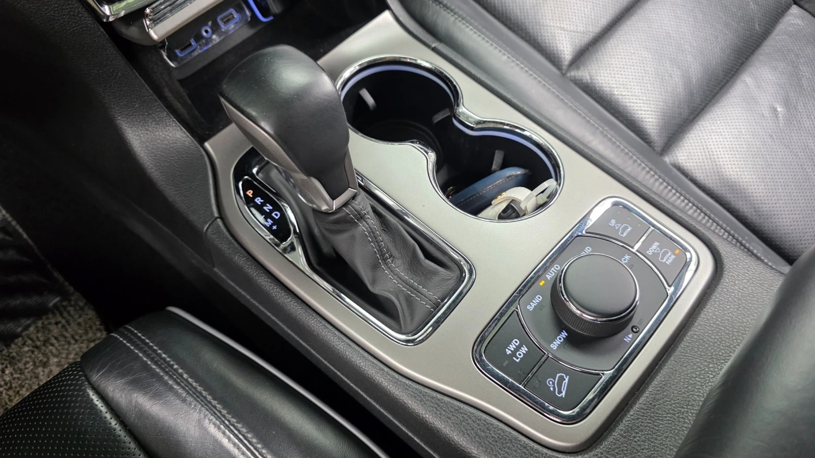 Jeep Grand cherokee 3.6 OVERLAND* FULL* ������ ���� �� ��*  | Mobile.bg � ����������� 12