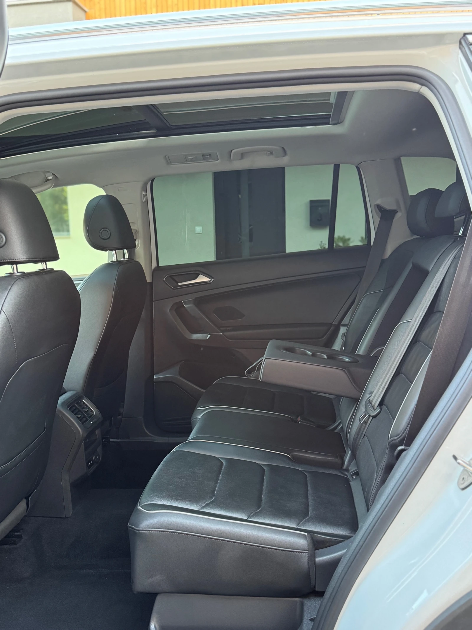VW Tiguan Allspace/DSG/Панорама/, снимка 11 - Автомобили и джипове - 55742698