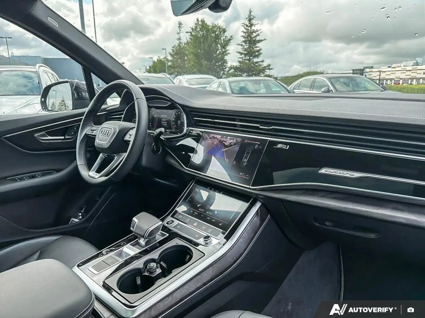 Audi Q7 PREMIUM PKG ЦЕНА ДО БЪЛГАРИЯ АВТОКРЕДИТ, снимка 16 - Автомобили и джипове - 55860539
