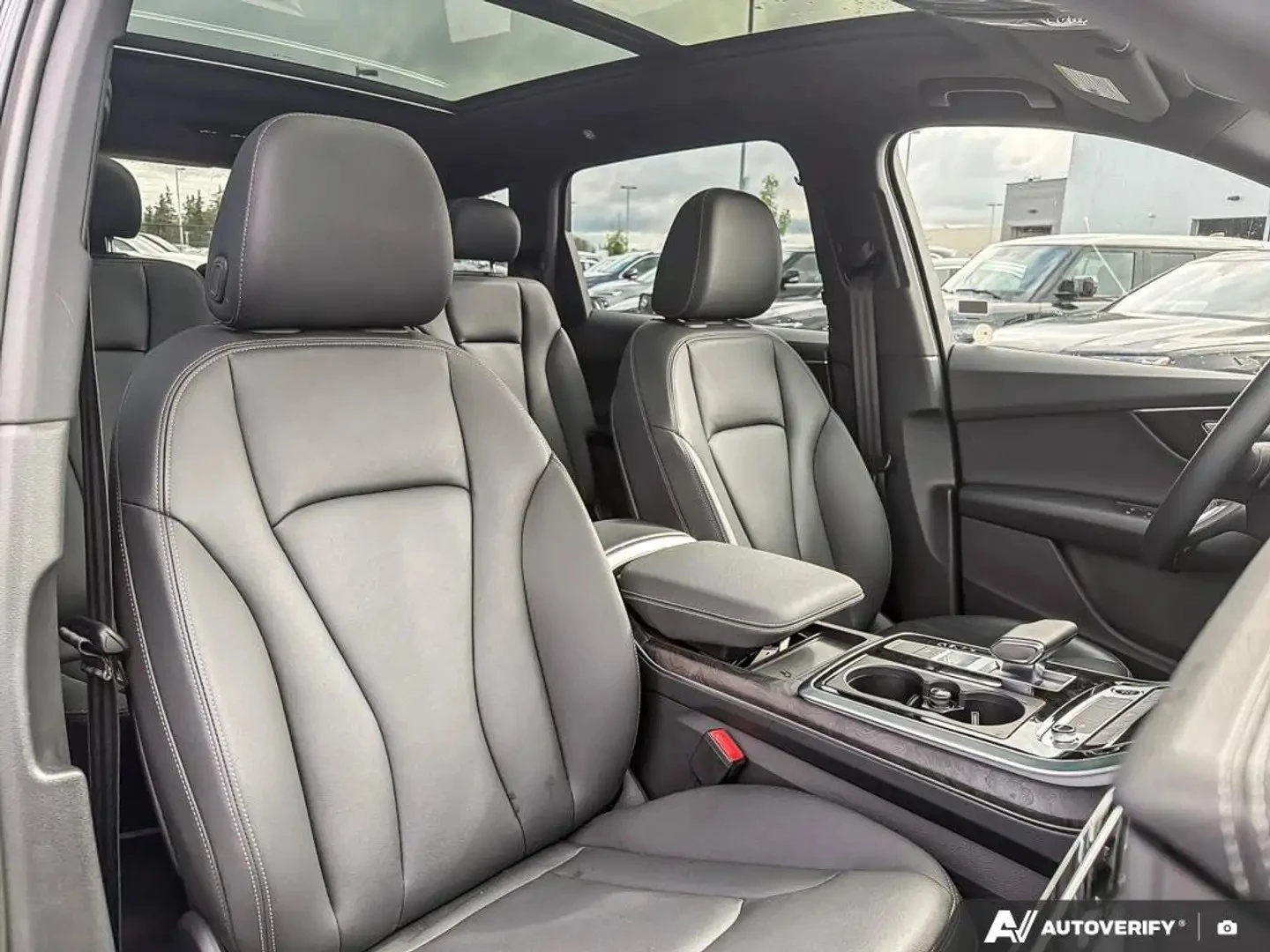 Audi Q7 PREMIUM PKG ЦЕНА ДО БЪЛГАРИЯ АВТОКРЕДИТ, снимка 15 - Автомобили и джипове - 55860539