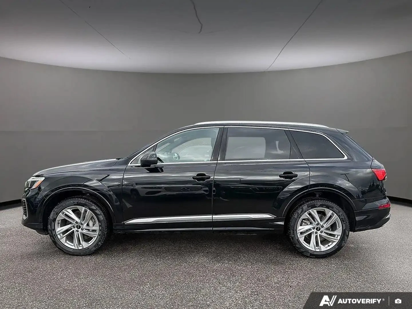 Audi Q7 PREMIUM PKG ЦЕНА ДО БЪЛГАРИЯ АВТОКРЕДИТ, снимка 3 - Автомобили и джипове - 55860539