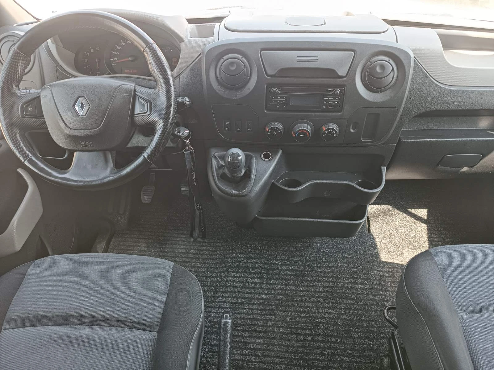 Renault Master ДВОЙНА КАБИНА//ЛИЗИНГ//* НОВ БРЕЗЕНТ - изображение 10