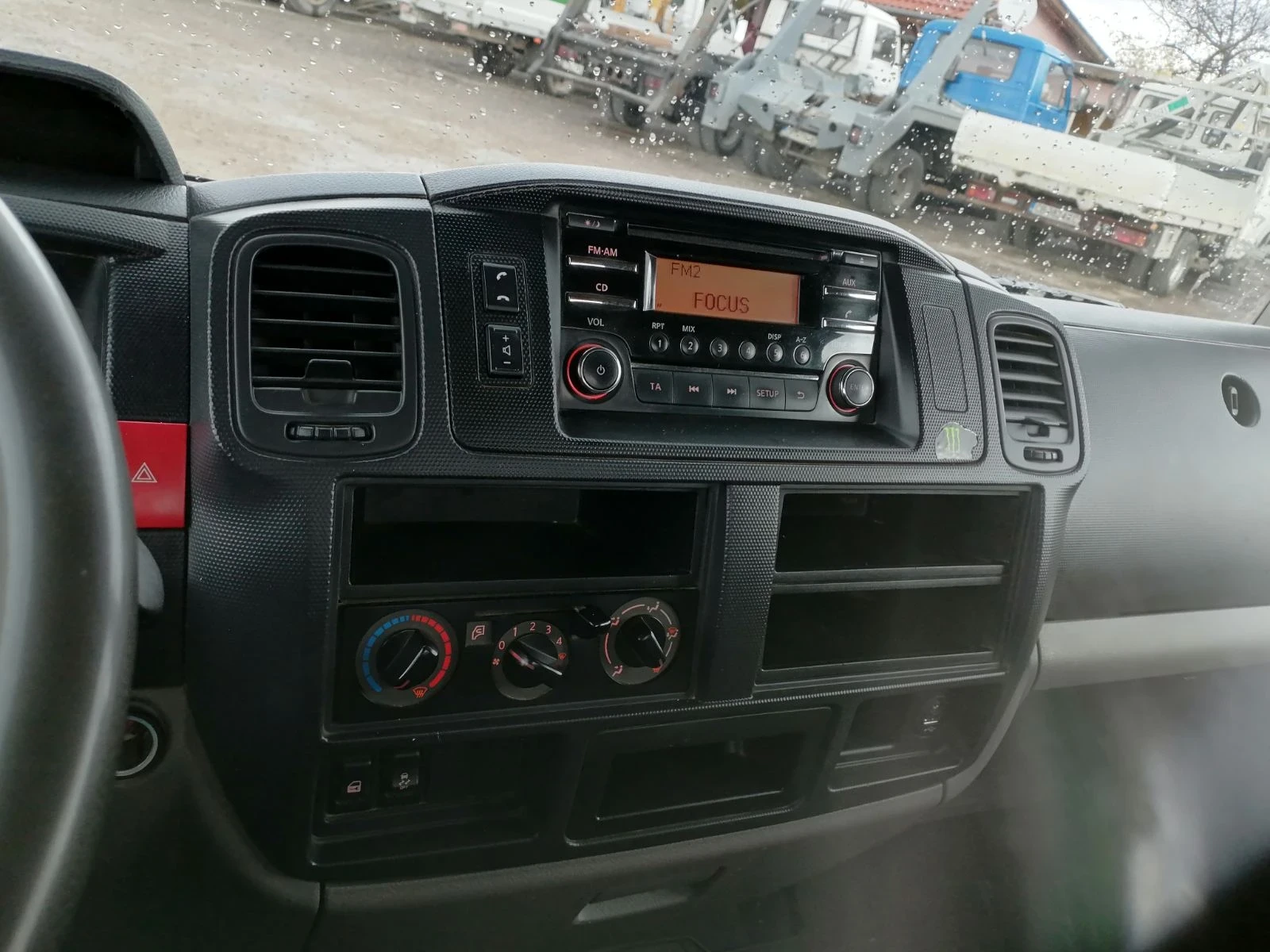 Renault Maxity, снимка 5 - Бусове и автобуси - 54579034