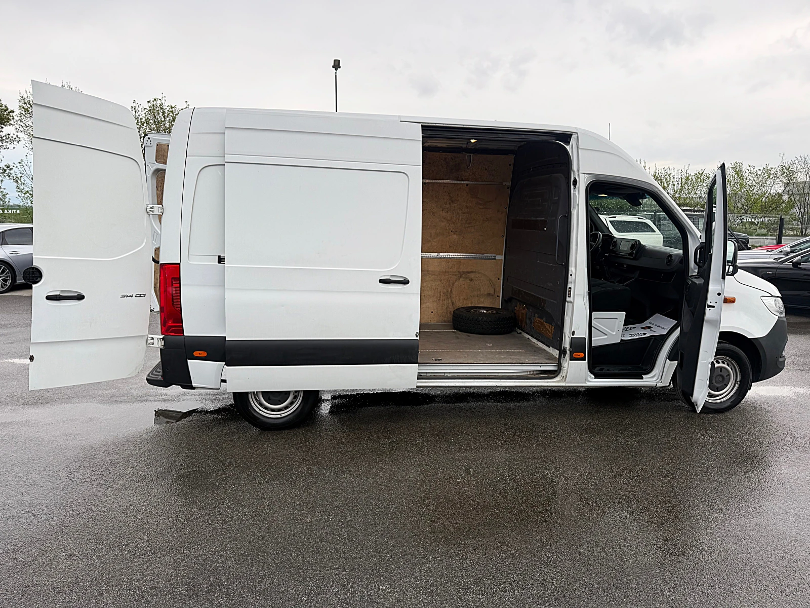 Mercedes-Benz Sprinter 314 КЛИМАТРОНИК-ПОДГРЯВАНЕ НА СЕДАЛКИТЕ-ПЕЧКА-КАМЕРА !, снимка 17 - Бусове и автобуси - 54586535