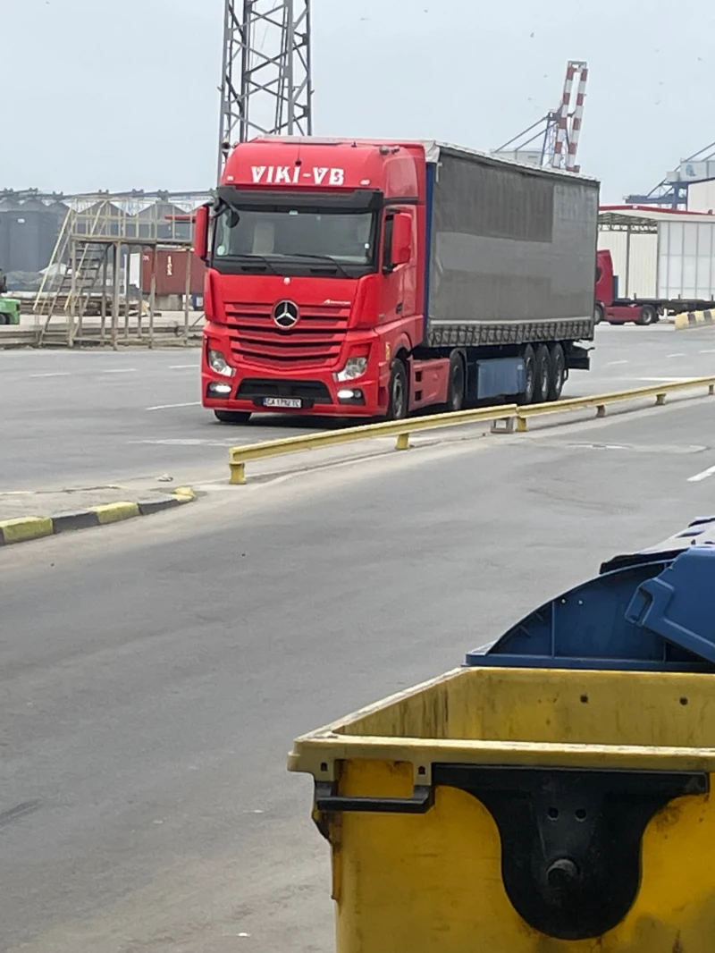 Mercedes-Benz Actros, снимка 12 - Камиони - 48254587