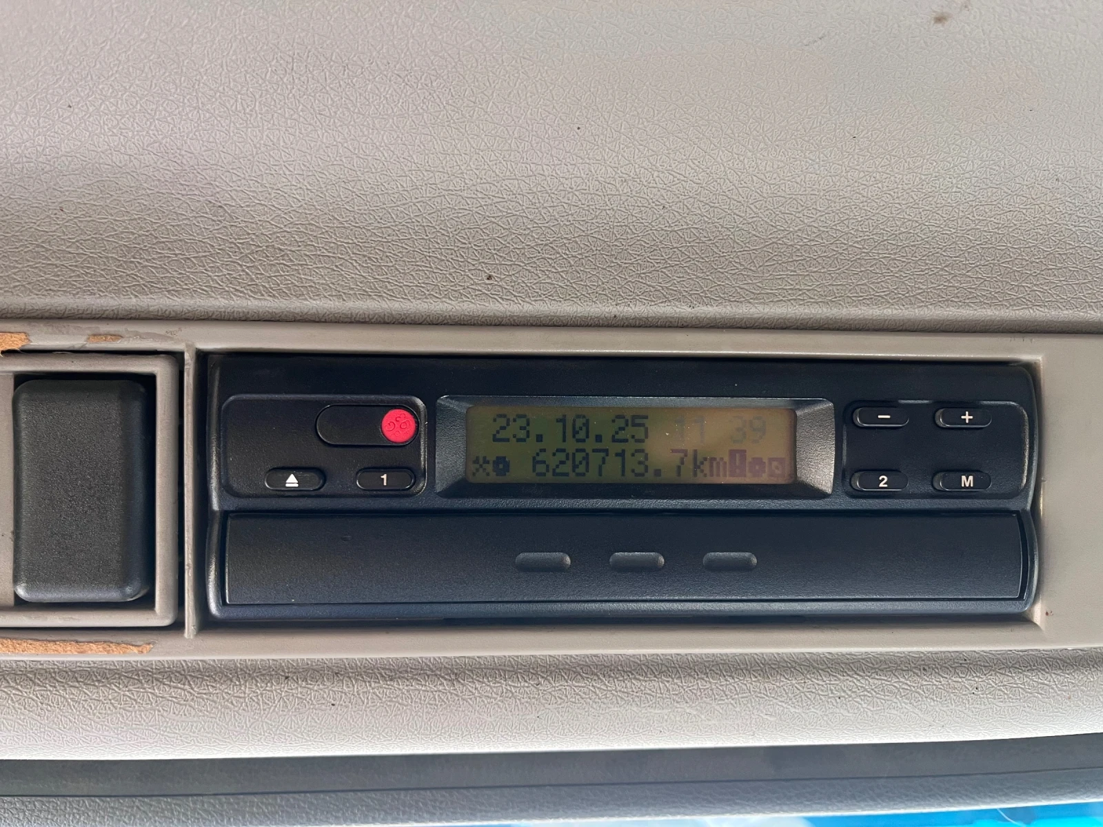 Volvo Fh 12  - изображение 9