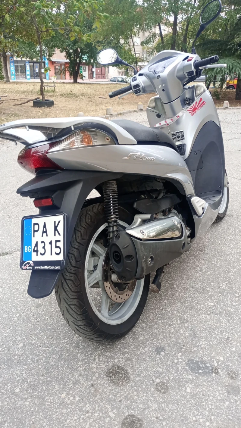 Honda Sh Sh 300 i, снимка 4 - Мотоциклети и мототехника - 51811759