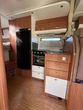 Кемпер Adria Matrix M 680 SP, снимка 4
