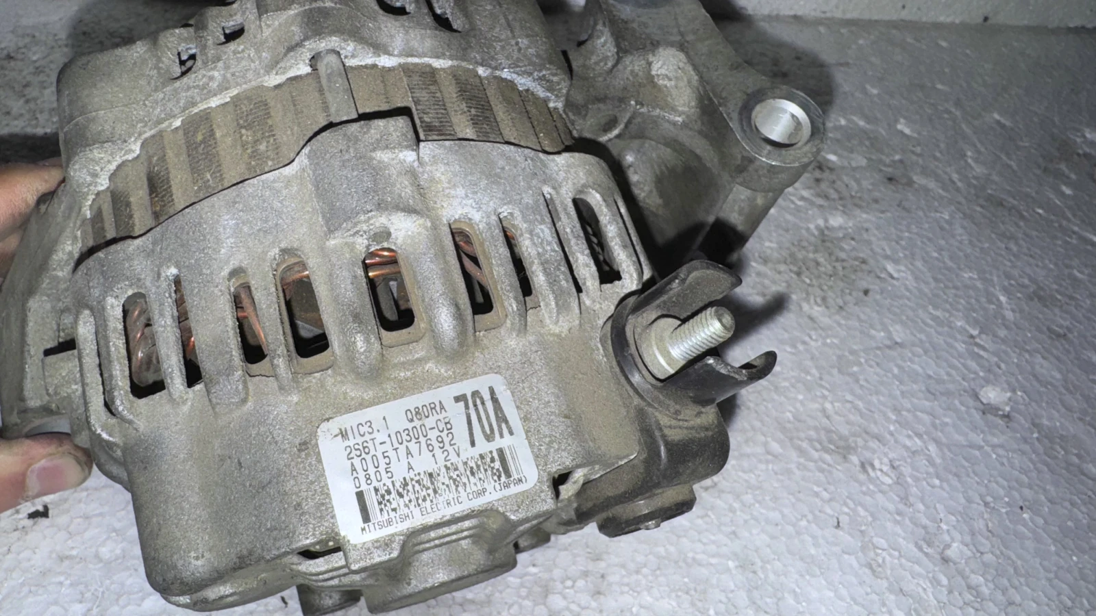 /  Ford Fiesta -  2S6T-10300-CB / A005TA7692 | Mobile.bg   2