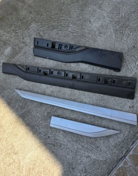 Предна и задна дясна лайстна Subaru Forester SK 2019-2022