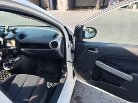 Mazda 2, снимка 12