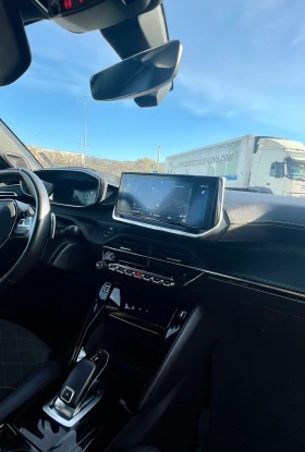 Обява за продажба на Peugeot 2008 1.2 PureTech 155hp  ~37 200 лв. - изображение 10 | Auto.bg Обява за продажба на Peugeot 2008 1.2 PureTech 155hp  ~37 200 лв. - изображение 10