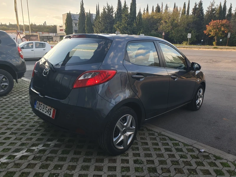 Mazda 2 1, 4 tdi 75 hp, снимка 5 - Автомобили и джипове - 47550572