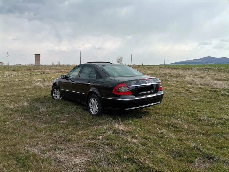 Mercedes-Benz E 280, снимка 5 - Автомобили и джипове - 48706823