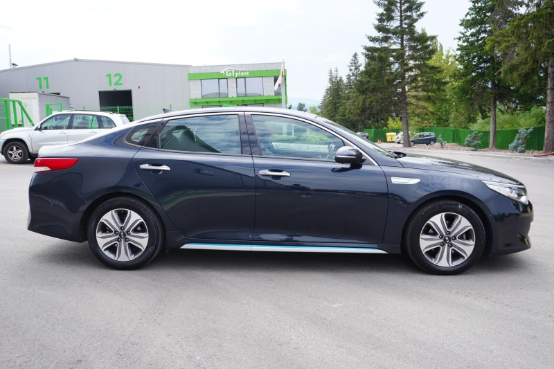 Kia Optima 2.0 Plug-in Hybrid EXECUTIVE, 360 CAMERA, CARPLAY, снимка 6 - Автомобили и джипове - 50787817