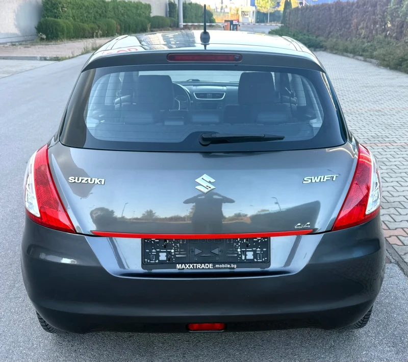 Suzuki Swift 1.2i/90kc/4x4/Климатик/Сервизни документи, снимка 5 - Автомобили и джипове - 51530670